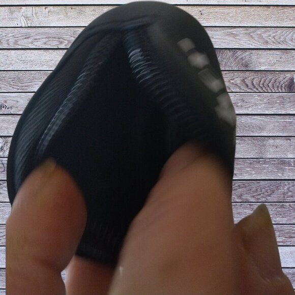 Icing Brand Fresher Than You Black Zippered Tech Pouch NEW - Picture 5 of 5